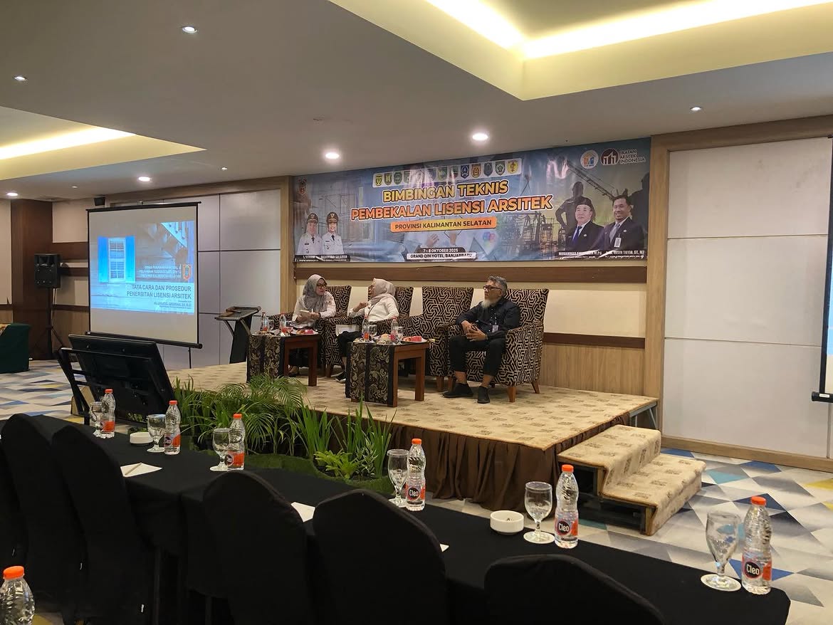 Read more about the article Bimbingan Teknis Pembekalan Lisensi Arsitek oleh DPUPR